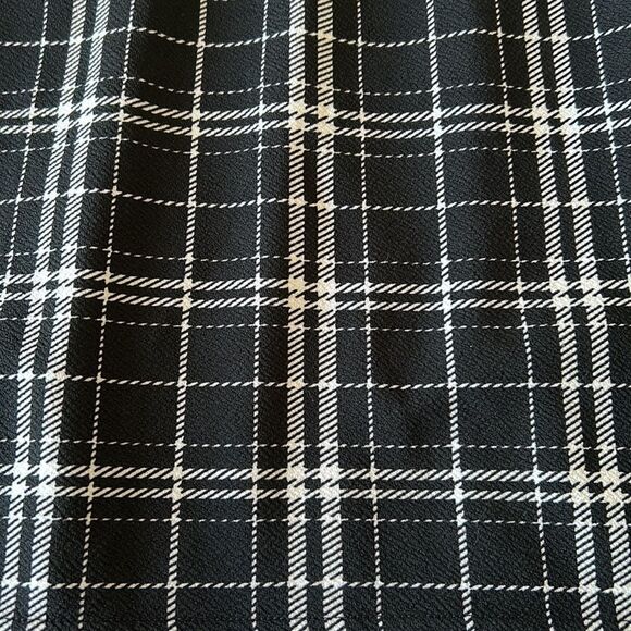 SHEIN mini skirt plaid black and white size small - Picture 14 of 14